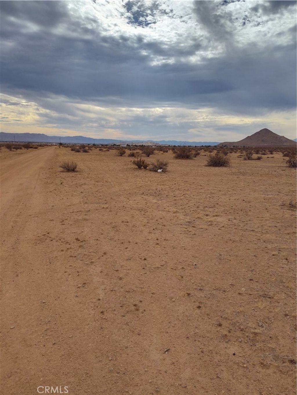 Photo of 0 Falcion Road, Apple Valley, CA 92307 (MLS # HD26026666)