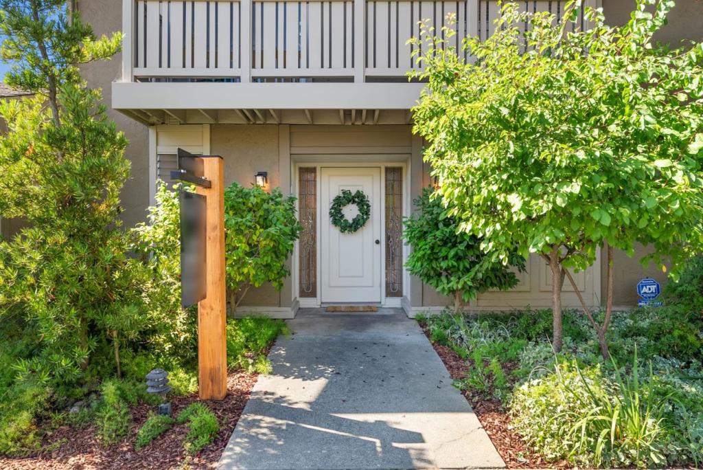 15400 Winchester Boulevard 25