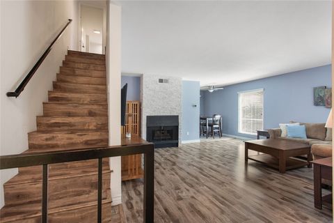 Photo of 400 S Flower St #5, Orange, CA 92868 (MLS # OC26092676)