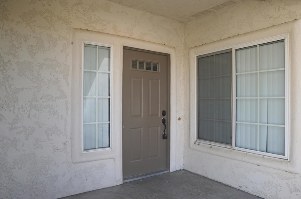 259 Desert Falls Drive E