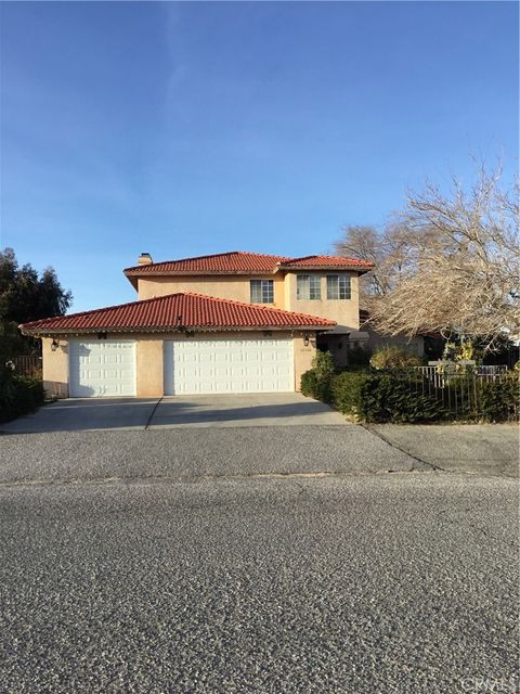 17590 EL CAJON Drive Hesperia CA 92345