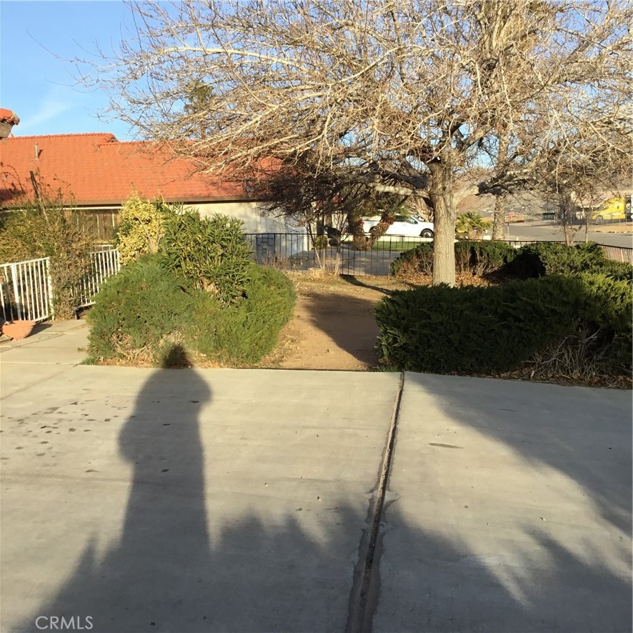 17590 EL CAJON Drive
