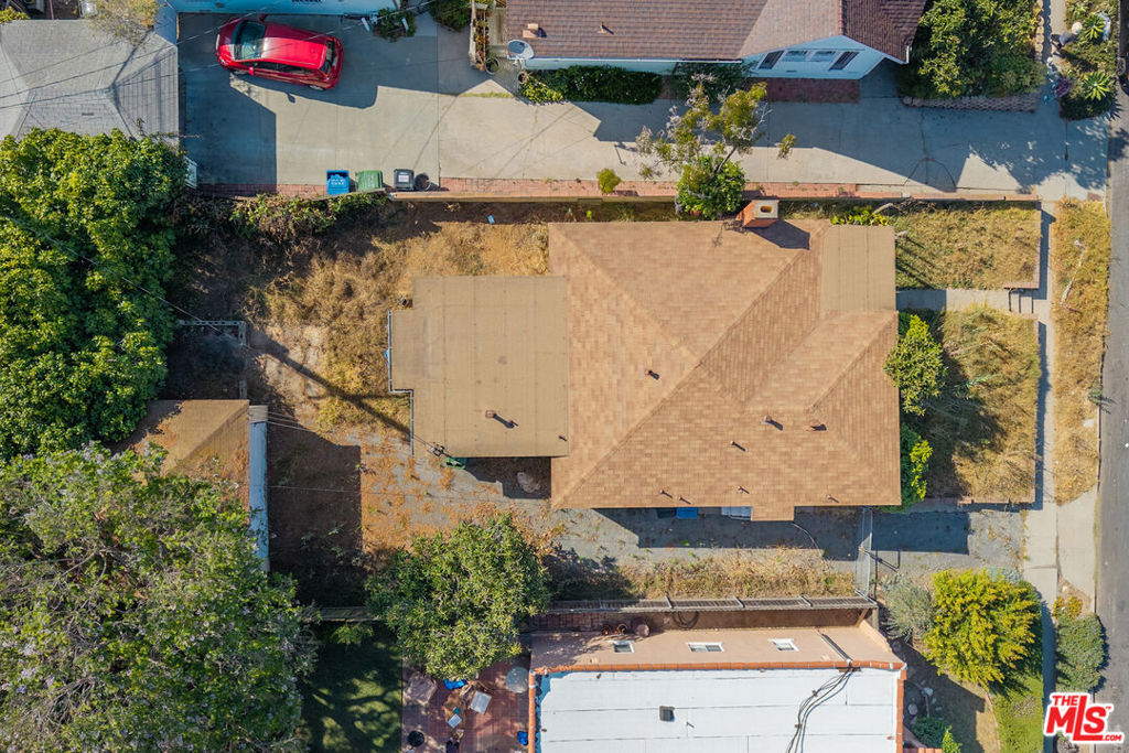 3641 Greenfield Avenue