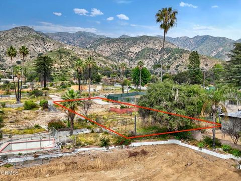 Photo of 592 Sunset Drive, Altadena, CA 91001 (MLS # P1-26680)