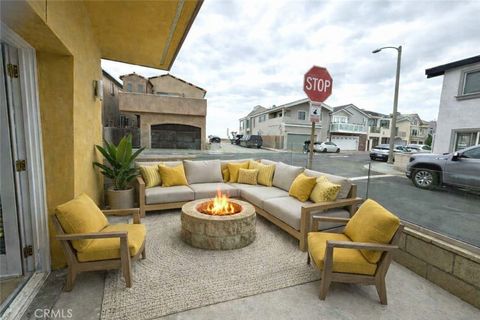Photo of 4510 A Seashore Drive, Newport Beach, CA 92663 (MLS # OC26107379)