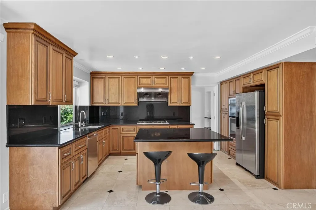 Rancho Palos Verdes, California 90275, United States, 4 Bedrooms Bedrooms, ,3 BathroomsBathrooms,Residential,Active,187003