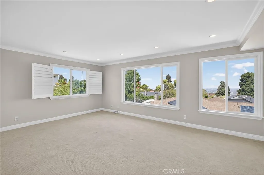 Rancho Palos Verdes, California 90275, United States, 4 Bedrooms Bedrooms, ,3 BathroomsBathrooms,Residential,Active,187003