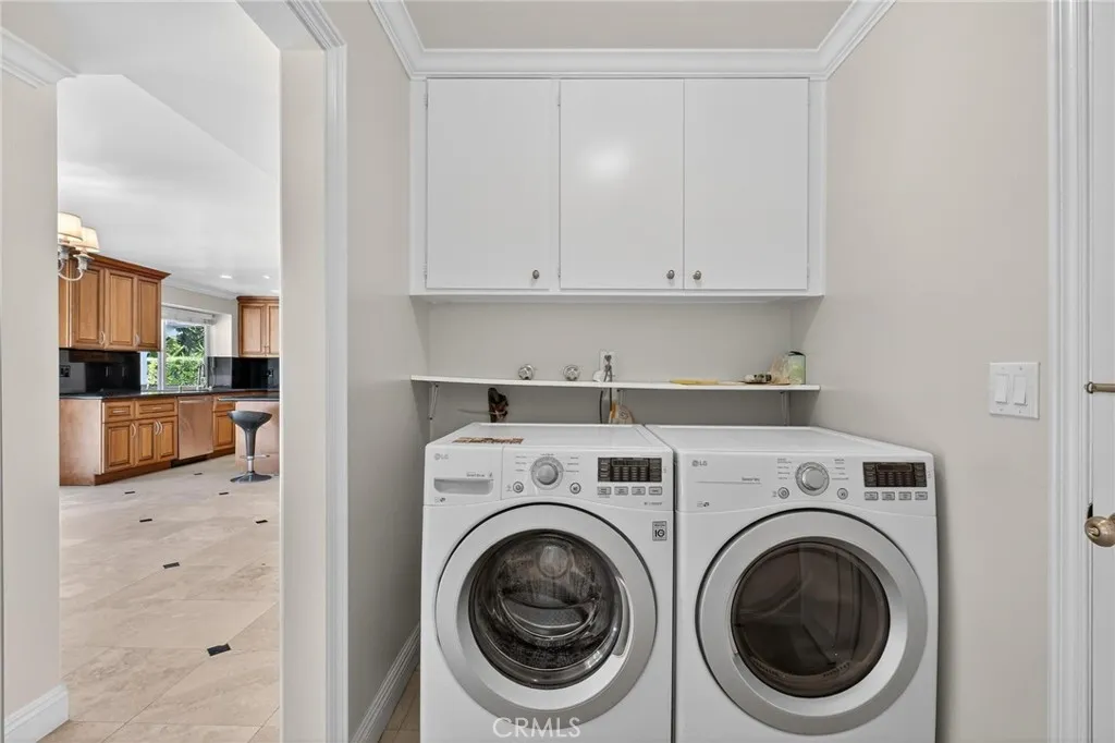 Rancho Palos Verdes, California 90275, United States, 4 Bedrooms Bedrooms, ,3 BathroomsBathrooms,Residential,Active,187003