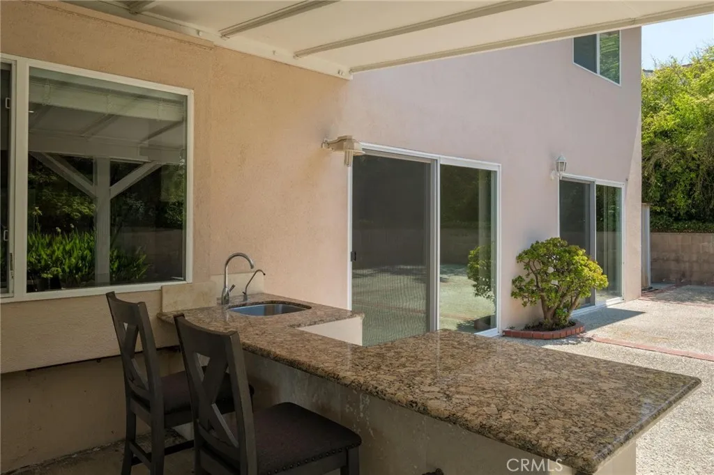 Rancho Palos Verdes, California 90275, United States, 4 Bedrooms Bedrooms, ,3 BathroomsBathrooms,Residential,Active,187003