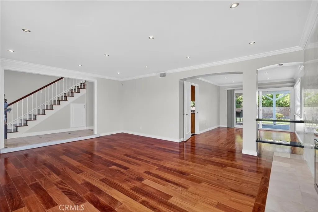 Rancho Palos Verdes, California 90275, United States, 4 Bedrooms Bedrooms, ,3 BathroomsBathrooms,Residential,Active,187003