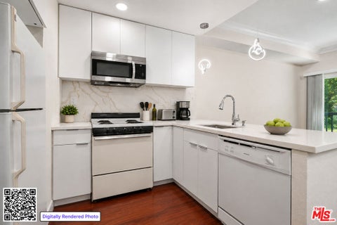 Tiny photo for 1440 Veteran Avenue #225, Los Angeles, CA 90024 (MLS # 26872329)