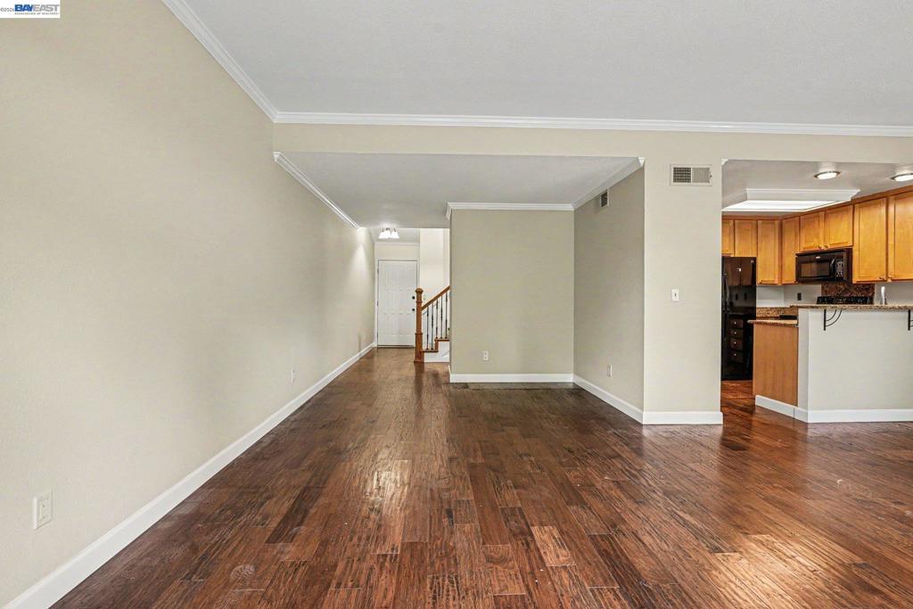 13 Glen Valley Circle