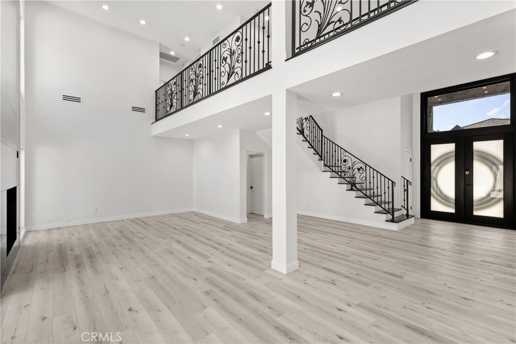 5965 Nora Lynn Drive