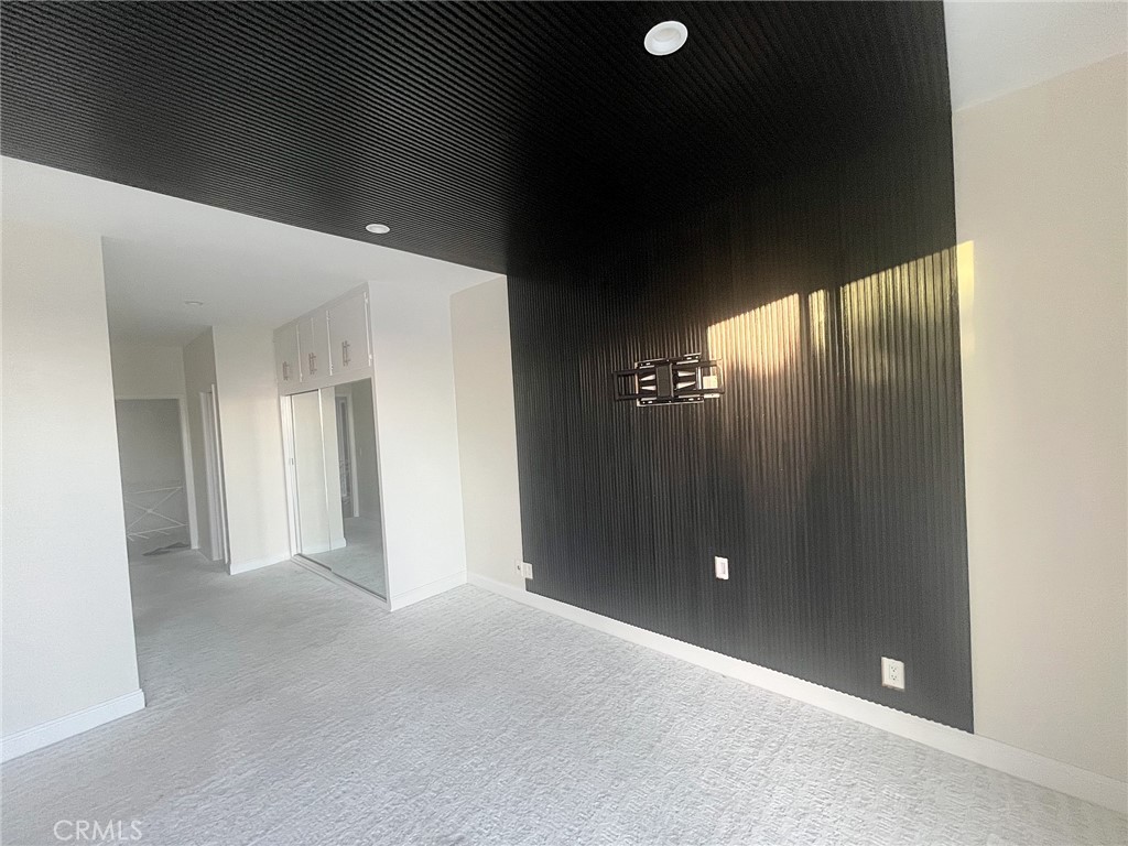 North Laguna (NL) - Residential Lease