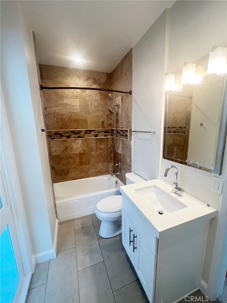 North Laguna (NL) - Residential Lease