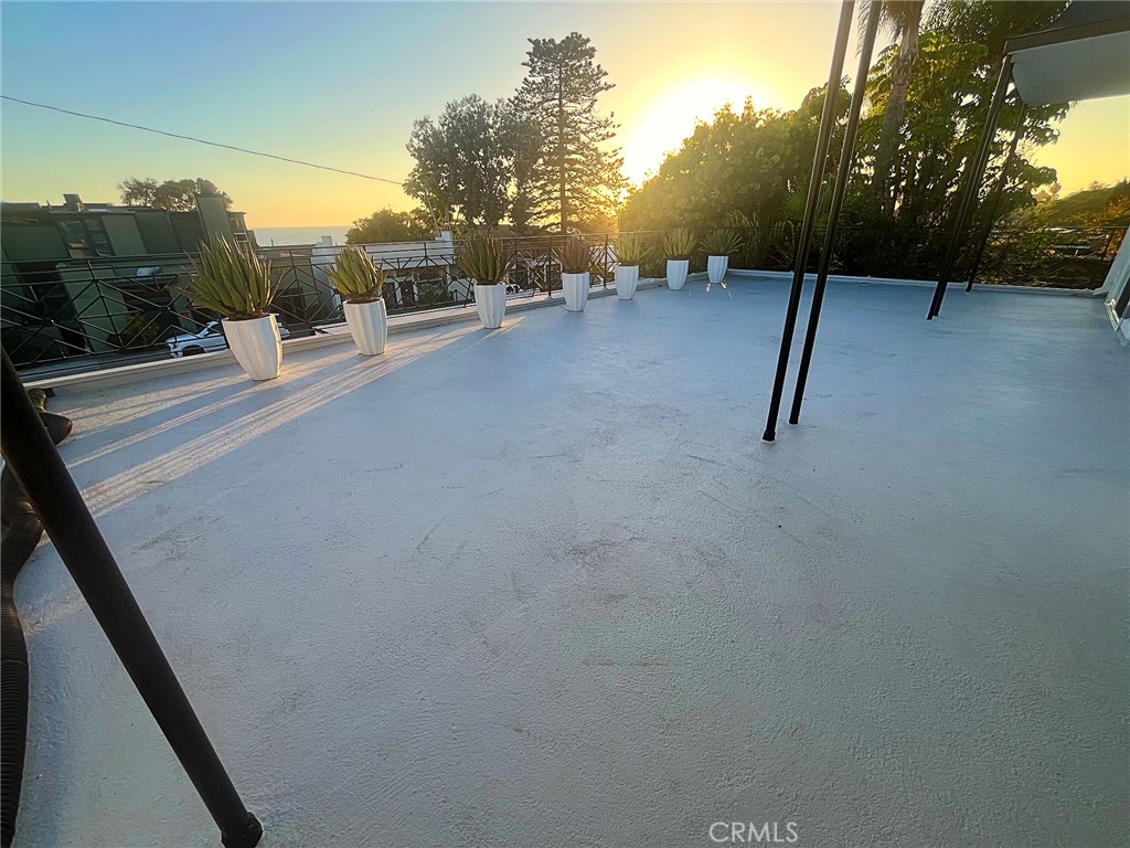 North Laguna (NL) - Residential Lease