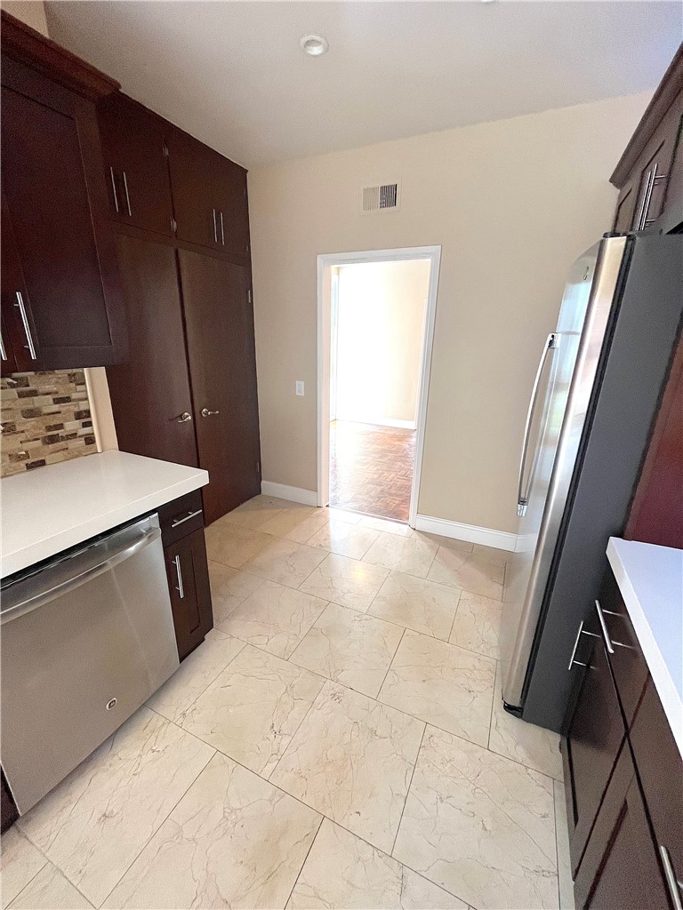 North Laguna (NL) - Residential Lease