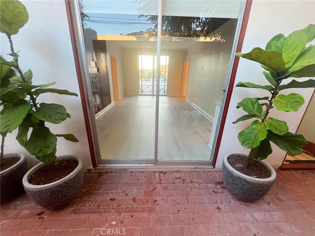 North Laguna (NL) - Residential Lease