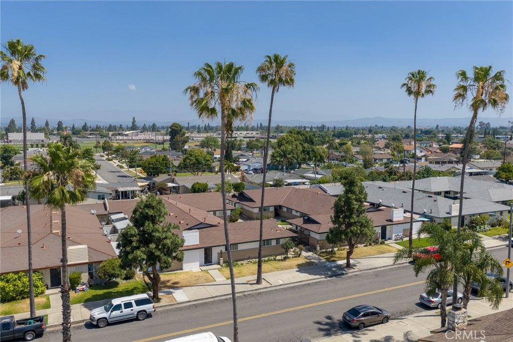 Photo of 2127-2133 E Almont Avenue, Anaheim, CA 92806 (MLS # OC26119747)