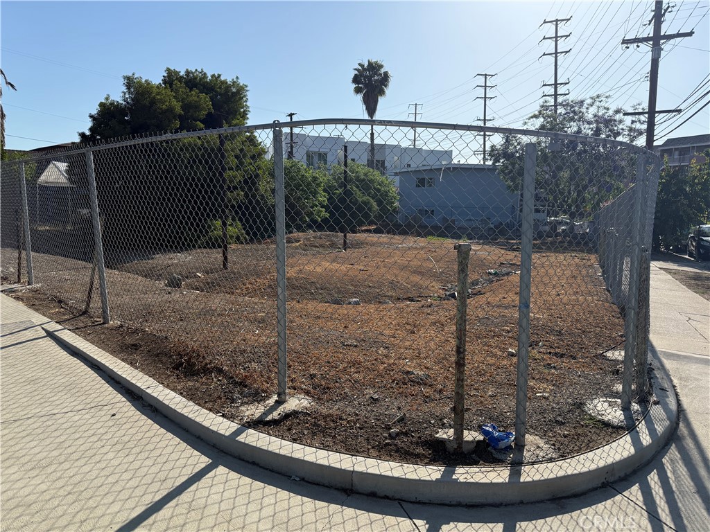 Listing image 1