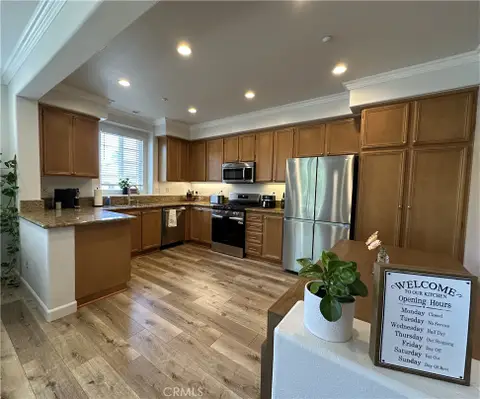 MLS: OC26141177