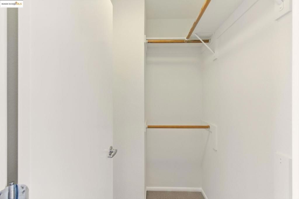 listing image 130727283874857177721