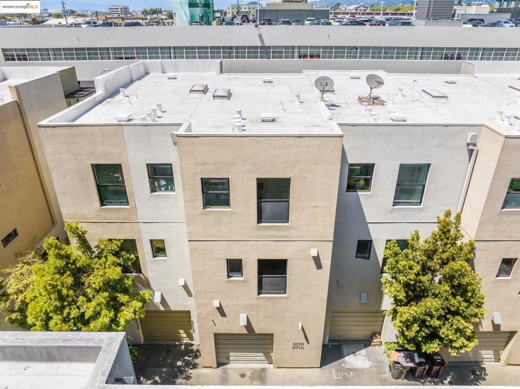 listing image 130726217219447022176