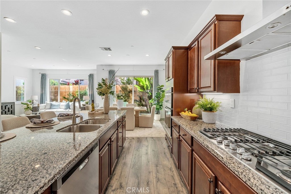 115 Masterpiece, Irvine CA 92618 - Photo 15