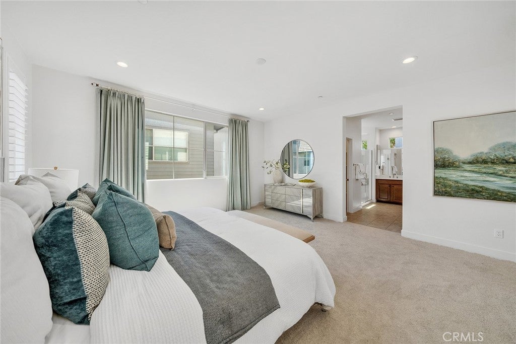 115 Masterpiece, Irvine CA 92618 - Photo 34