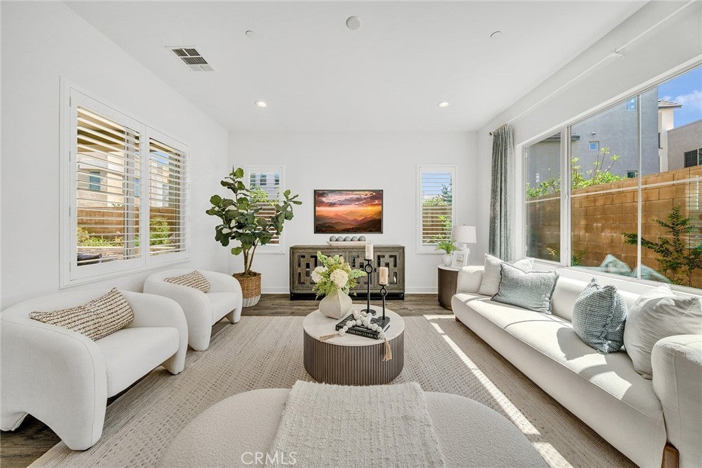 115 Masterpiece, Irvine CA 92618 - Photo 20