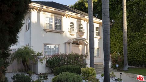 Photo of 269 S Norton Avenue, Los Angeles, CA 90004 (MLS # 26666697)