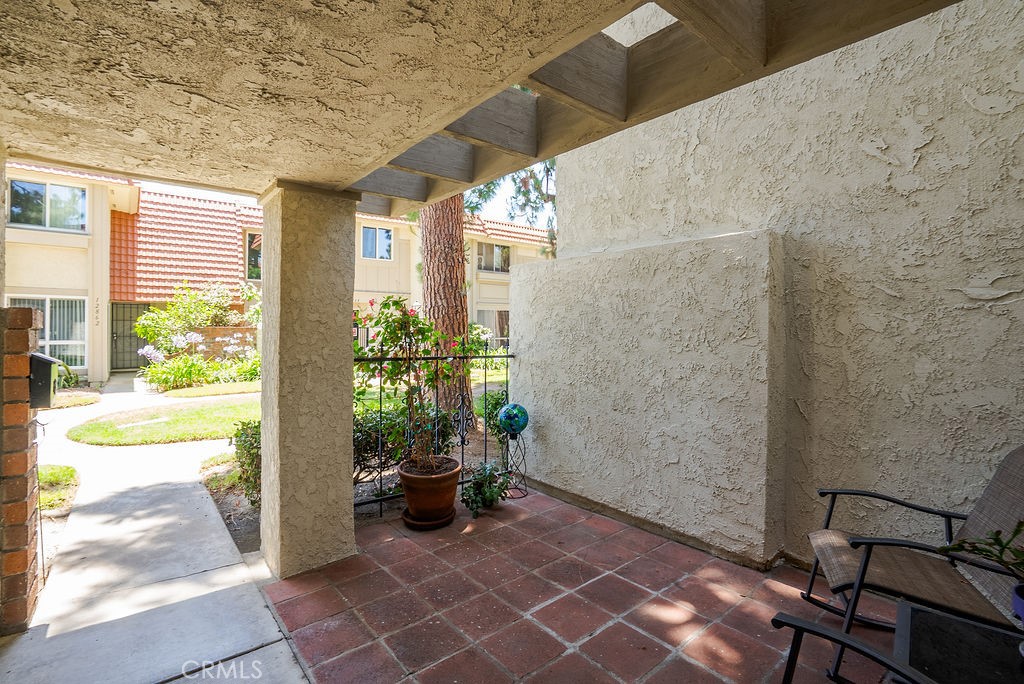 12856 Newhope