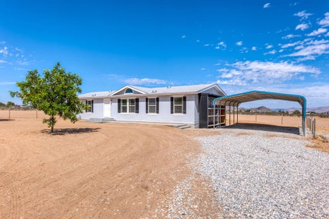 Photo of 60382 Stearman Road, Landers, CA 92285 (MLS # 219153495PS)