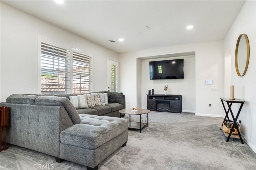 4313 Owens Street 102
