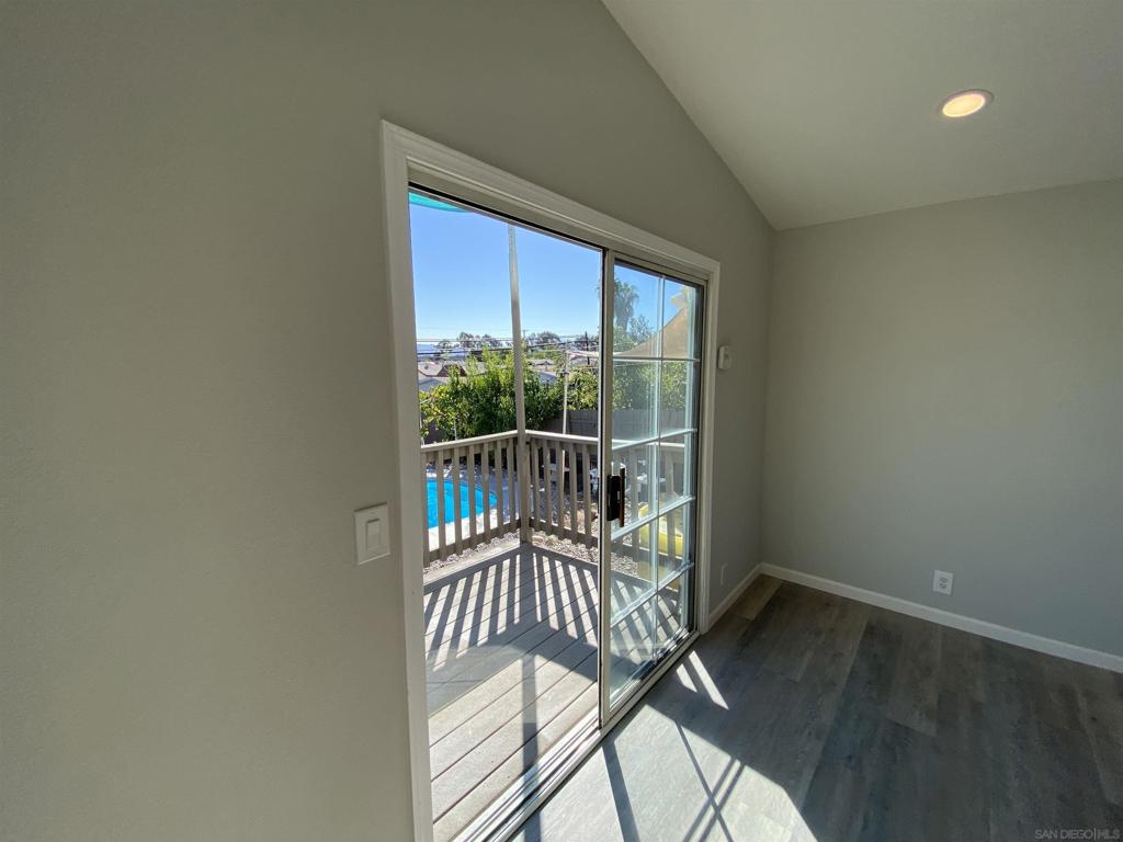 459 N CUYAMACA
