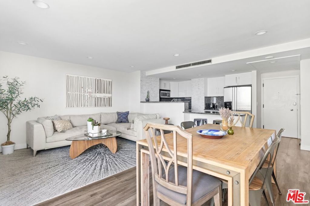 2160 Century Park E 1103