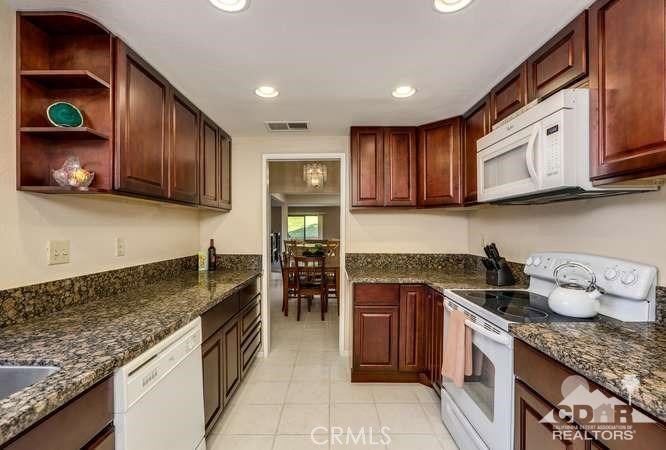 Sommerset So. Palm D - Residential