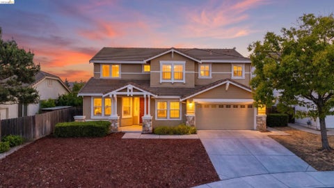 Photo of 2332 Forty Niner Ct, Antioch, CA 94531 (MLS # 41151354)