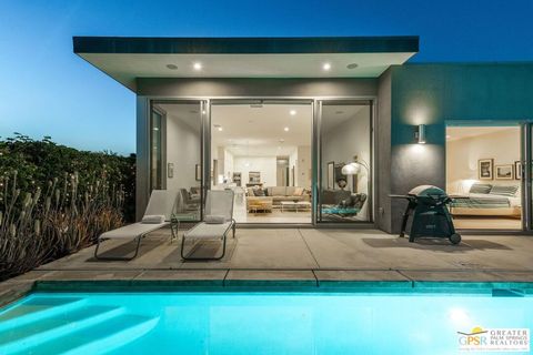 4982 Cottier Way Palm Springs CA 92262