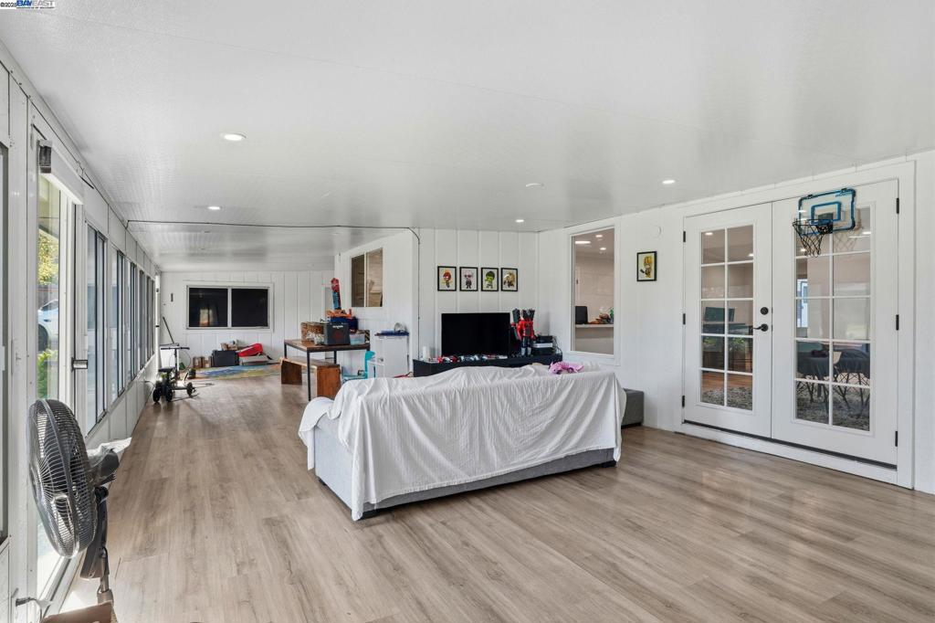 Not Listed - Residential