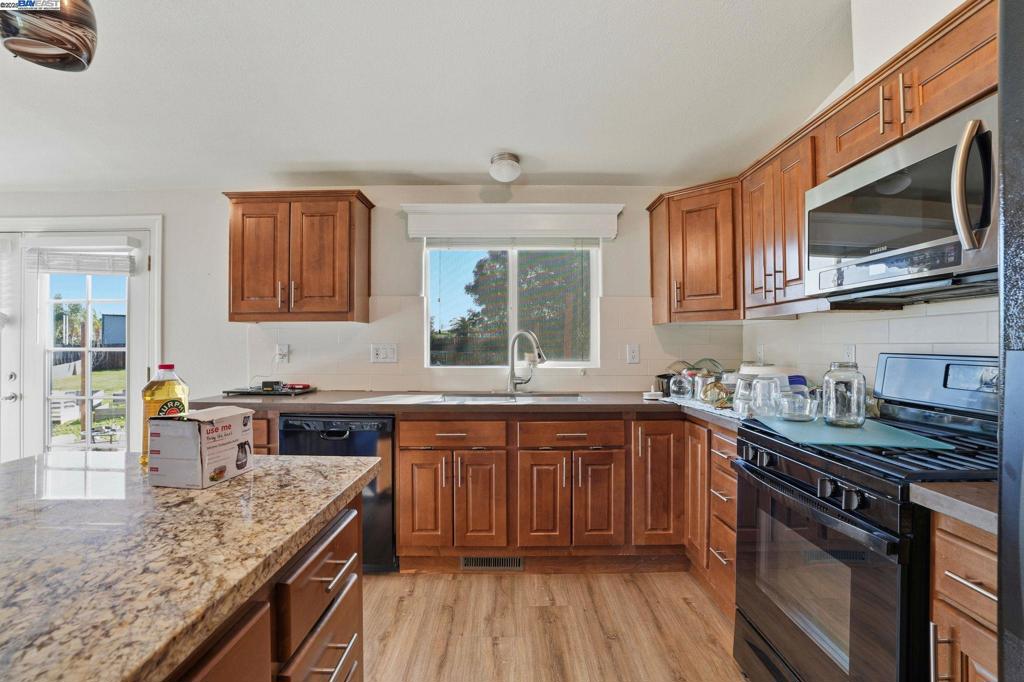 Not Listed - Residential