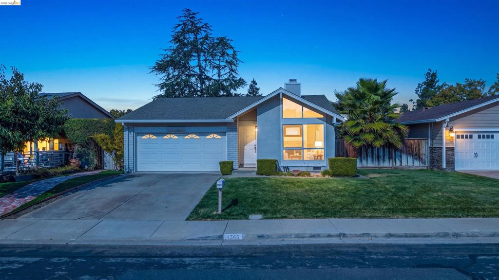 1363 Swallowtail Rd Rd