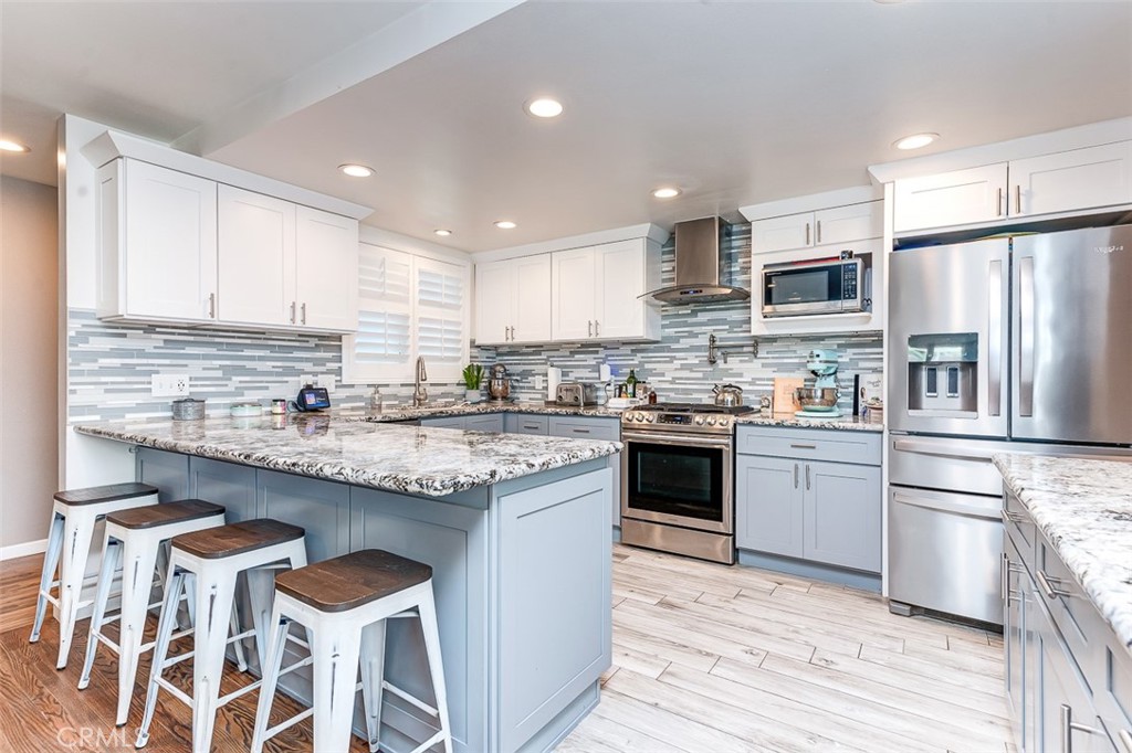 Properties 1 11949 Groveland