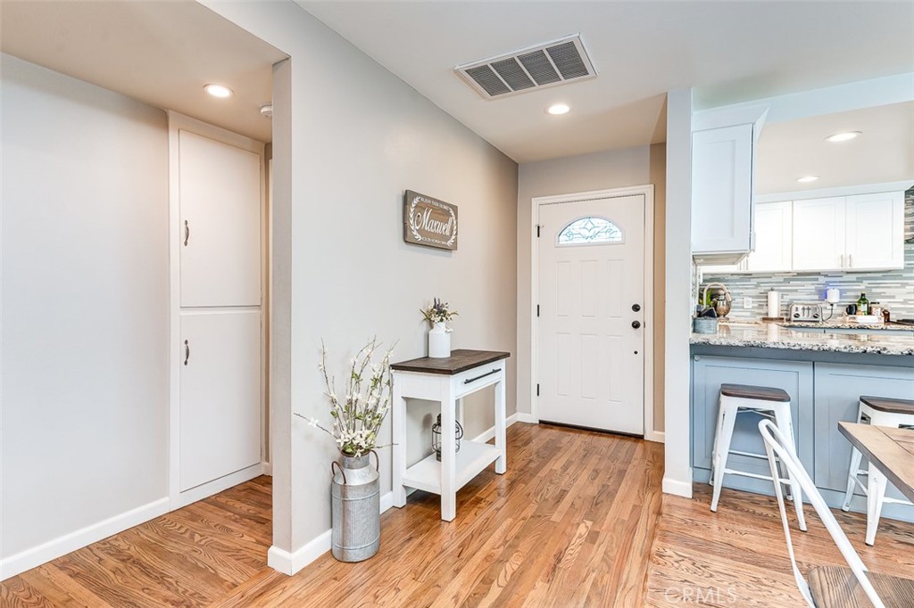 Properties 2 11949 Groveland