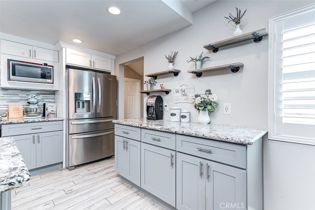 Properties 4 11949 Groveland