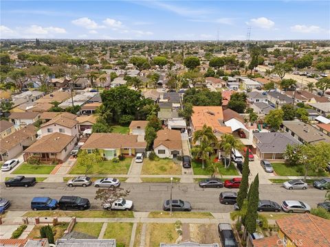 Tiny photo for 9231 Hunt Avenue, South Gate, CA 90280 (MLS # IV26158290)