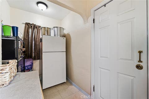 Tiny photo for 9231 Hunt Avenue, South Gate, CA 90280 (MLS # IV26158290)