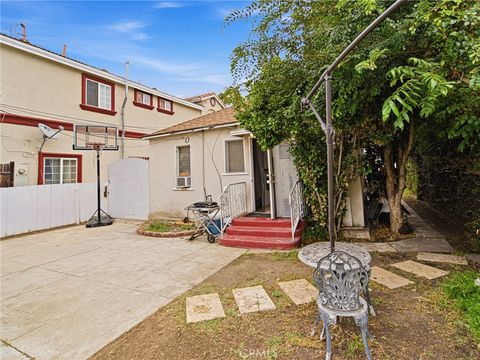 Tiny photo for 9231 Hunt Avenue, South Gate, CA 90280 (MLS # IV26158290)