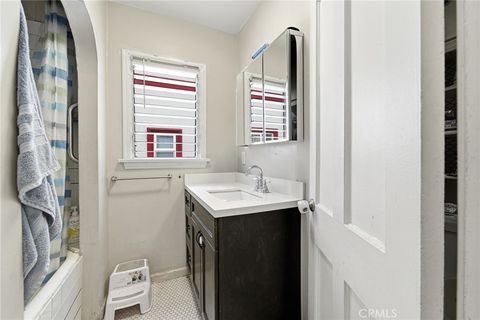 Tiny photo for 9231 Hunt Avenue, South Gate, CA 90280 (MLS # IV26158290)