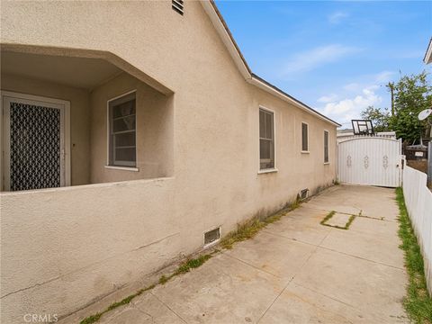 Tiny photo for 9231 Hunt Avenue, South Gate, CA 90280 (MLS # IV26158290)